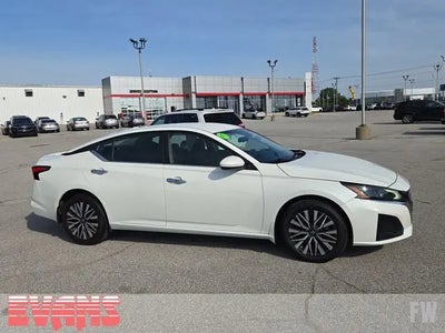 Photo of a 2023 Nissan Altima AWD 2.5 SV 4DR Sedan for sale