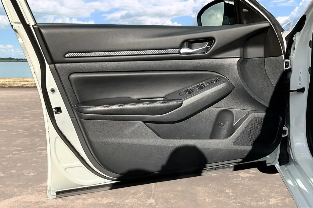 2025 Nissan Altima - $21,998