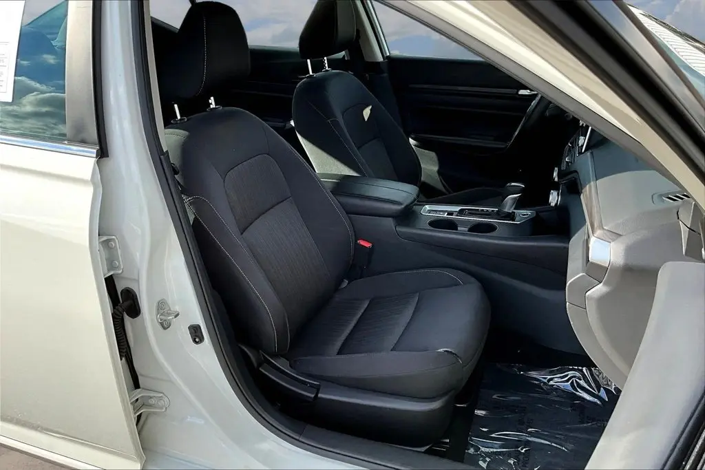 2025 Nissan Altima - $21,998