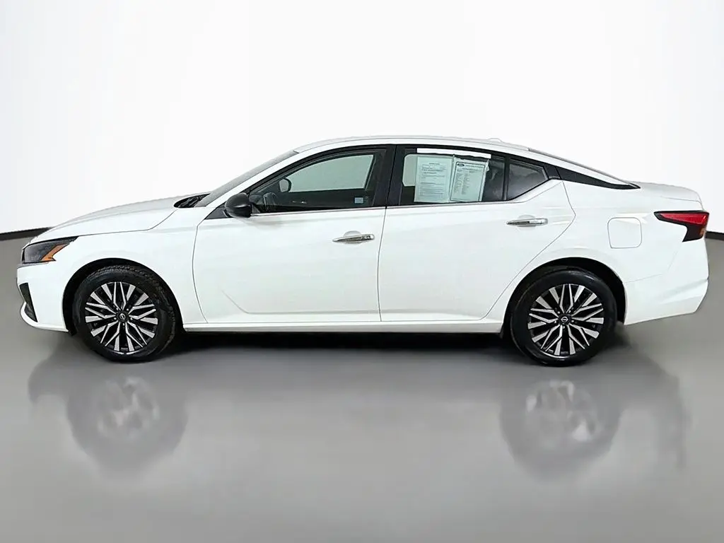 2025 Nissan Altima - $17,999