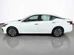 2025 Altima Thumbnail 12