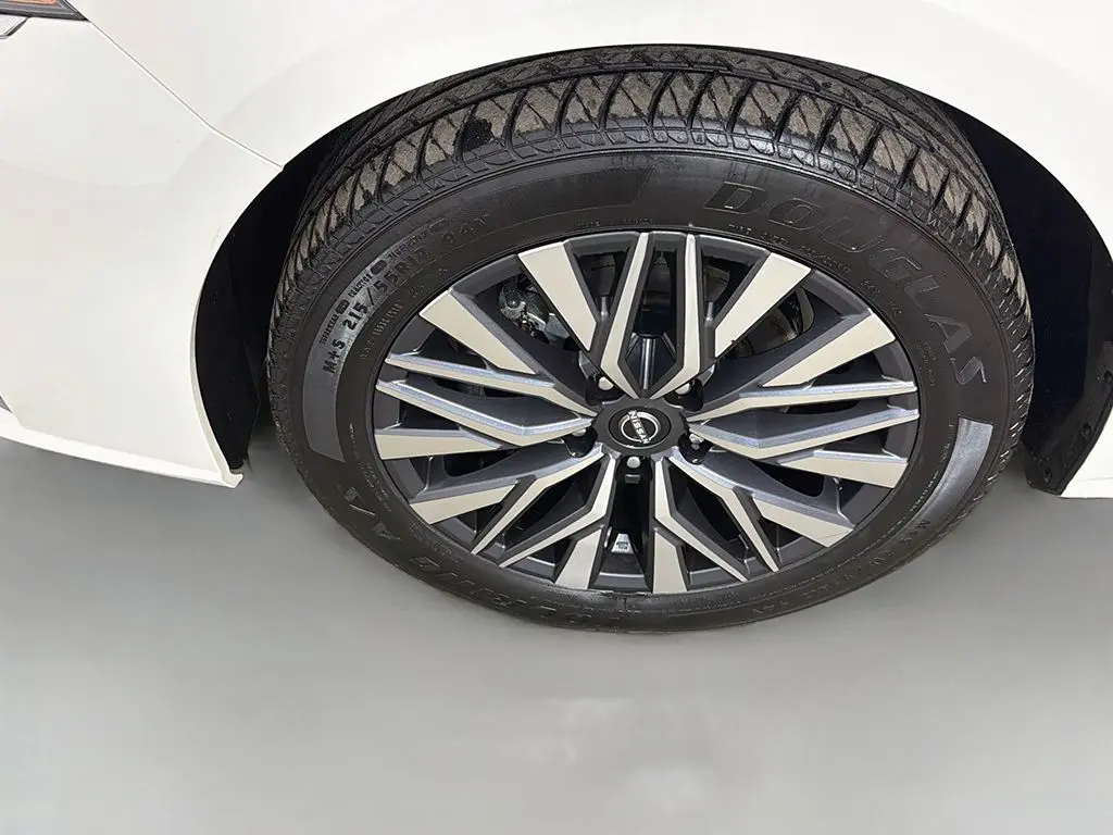 2025 Nissan Altima - $17,999