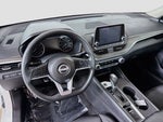 2025 Altima Thumbnail 17