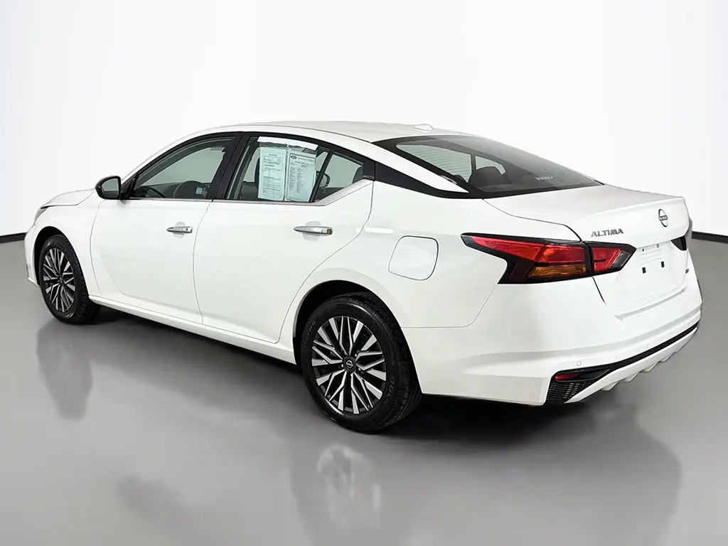 2025 Nissan Altima - $17,699