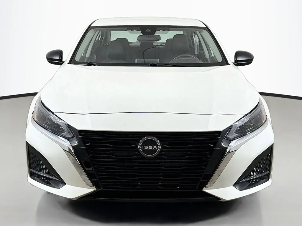 2025 Nissan Altima - $17,699