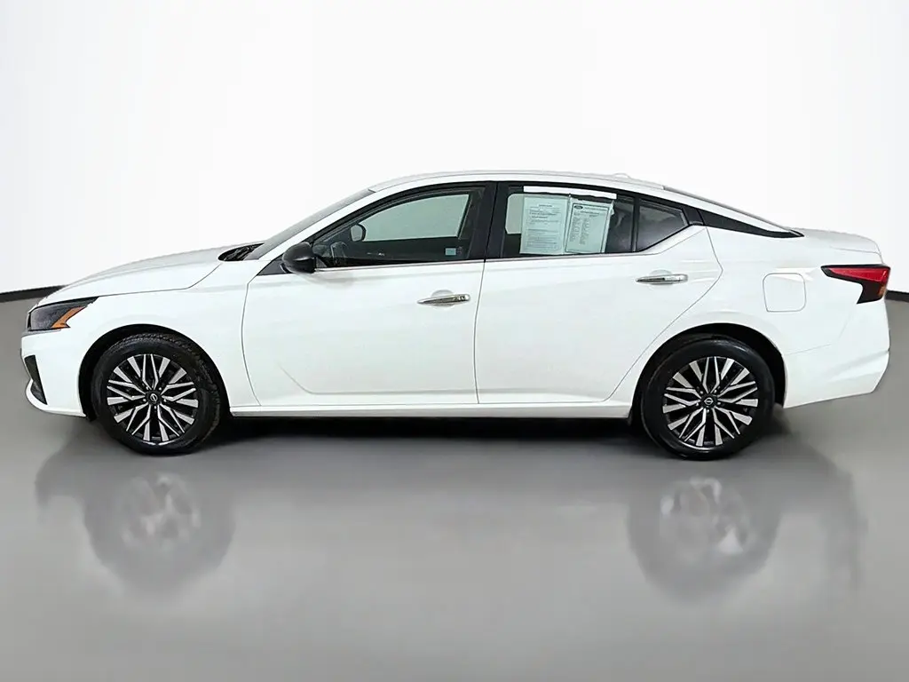 2025 Nissan Altima - $17,699