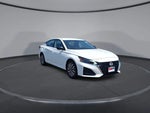 2026 Altima Thumbnail 2