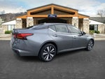2022 Altima Thumbnail 3