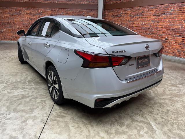 2022 Nissan Altima - $19,010
