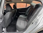 2022 Altima Thumbnail 25