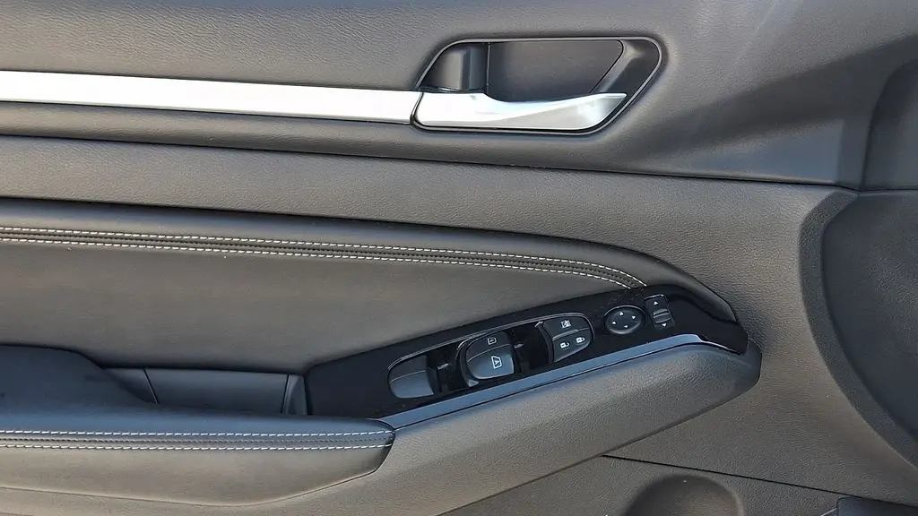 2020 Nissan Altima 2.5 SV