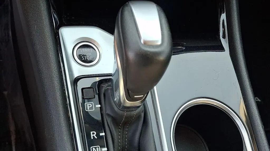 2020 Nissan Altima 2.5 SV