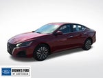 2023 Altima Thumbnail 3
