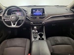 2023 Altima Thumbnail 9