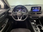 2023 Altima Thumbnail 10