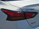 2024 Altima Thumbnail 10