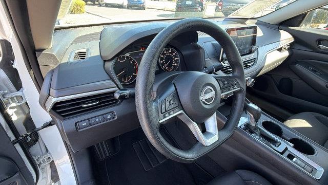 2025 Nissan Altima - $22,995