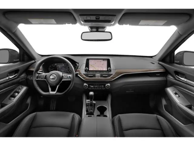 2019 Nissan Altima - $17,000