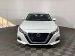2021 Altima Thumbnail 6