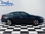 2021 Altima Thumbnail 6