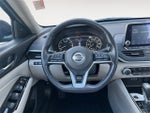 2021 Altima Thumbnail 12
