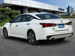 2022 Altima Thumbnail 7
