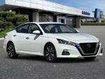 2022 Altima Thumbnail 10