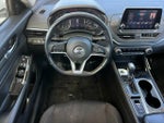 2022 Altima Thumbnail 15