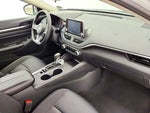 2022 Altima Thumbnail 24