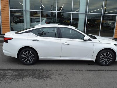 Photo of a 2023 Nissan Altima AWD 2.5 SV 4DR Sedan for sale