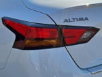 2023 Altima Thumbnail 10