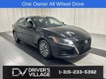 2023 Altima Thumbnail 1