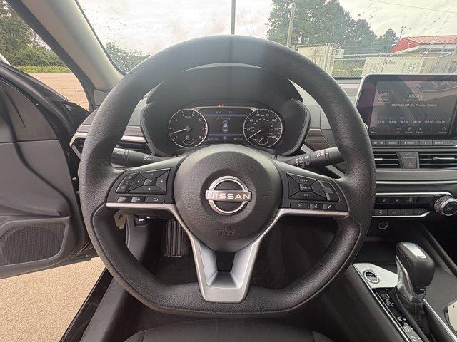 2025 Nissan Altima