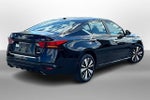2022 Altima Thumbnail 11