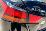 2022 Altima Thumbnail 28