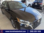 2025 Altima Thumbnail 1