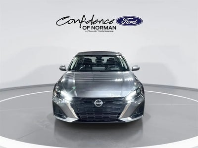 Photo of a 2023 Nissan Altima 2.5 SL 4DR Sedan for sale