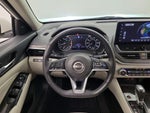 2023 Altima Thumbnail 10