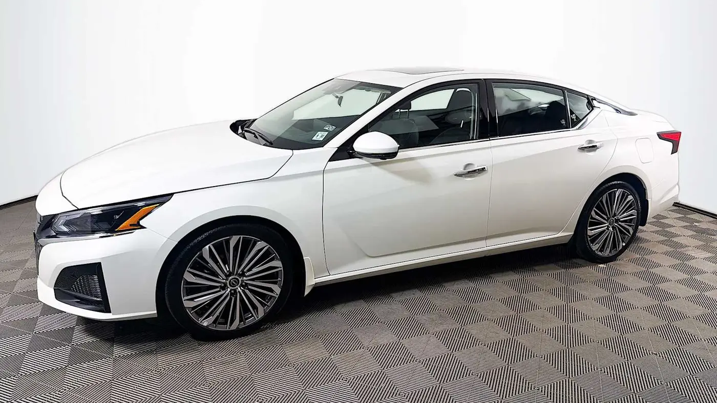 Preowned 2025 Nissan Altima 2.5 SL for Sale