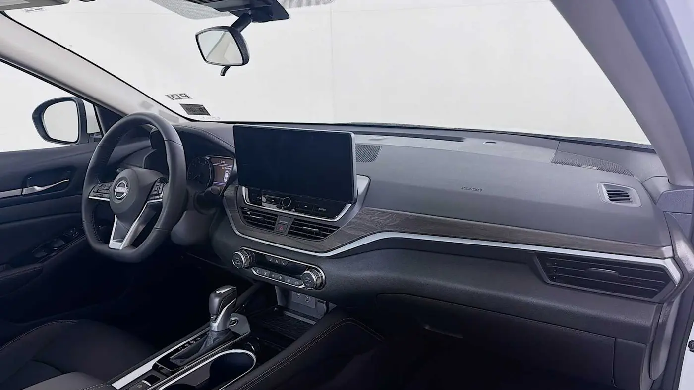 2025 Nissan Altima 2.5 SL