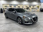 2020 Altima Thumbnail 9