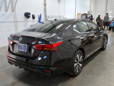 2022 Nissan Altima 2.5 SL 4DR Sedan