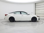 2023 Altima Thumbnail 7