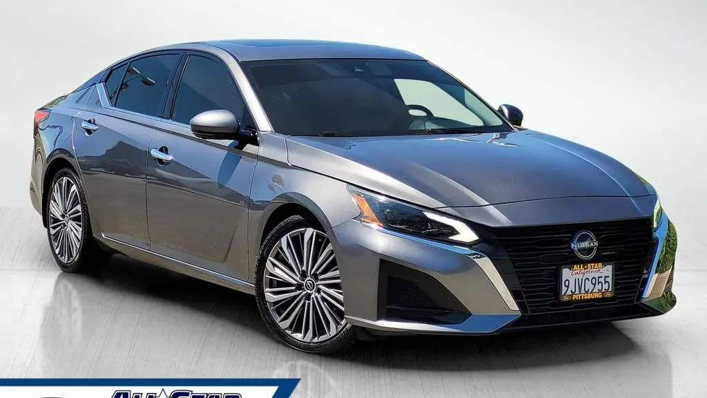 Preowned 2023 Nissan Altima 2.5 SL for Sale