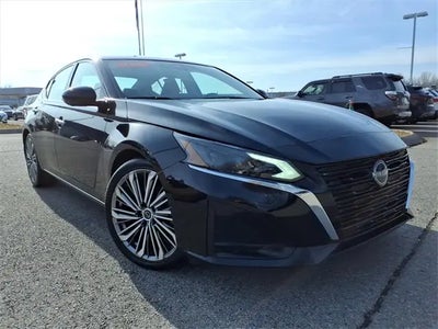 Photo of a 2024 Nissan Altima 2.5 SL 4DR Sedan for sale