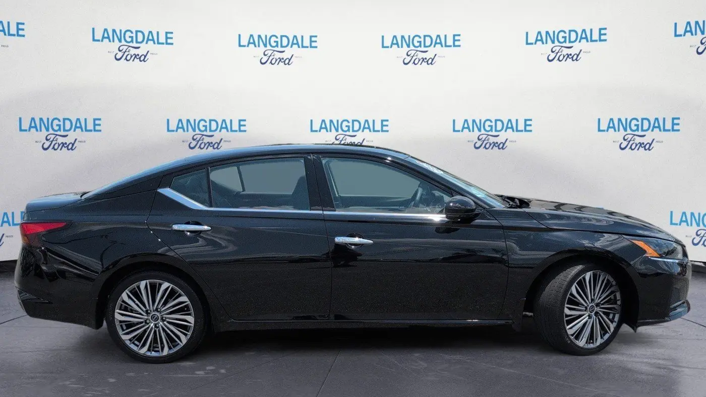 2025 Nissan Altima 2.5 SL