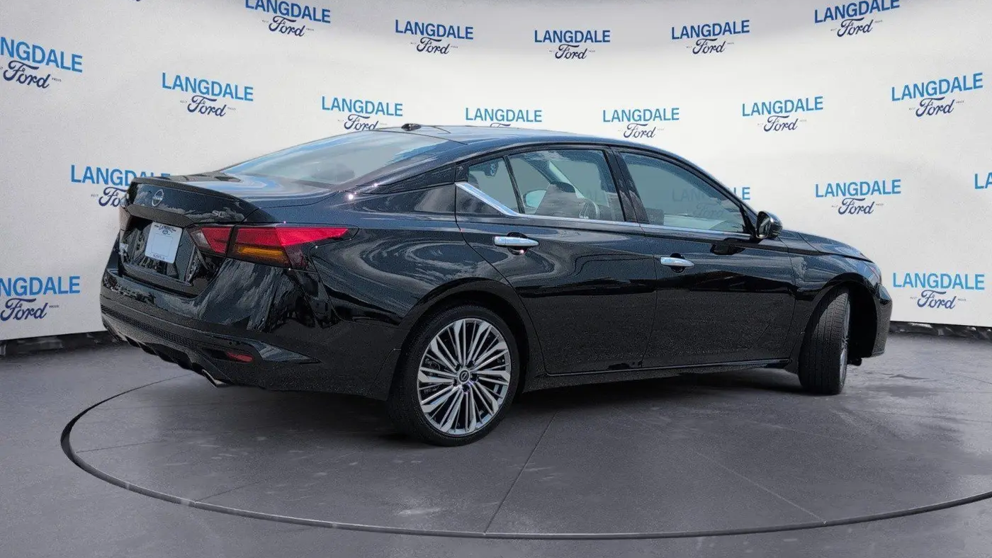 2025 Nissan Altima 2.5 SL