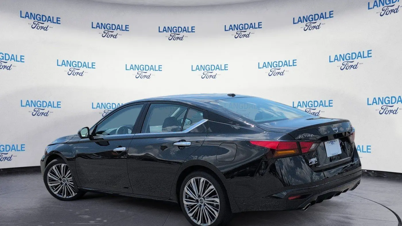 2025 Nissan Altima 2.5 SL