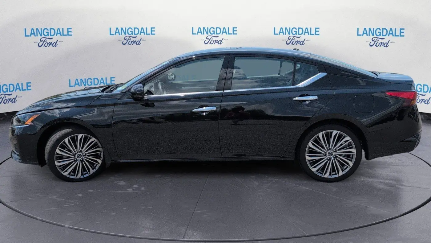 2025 Nissan Altima 2.5 SL