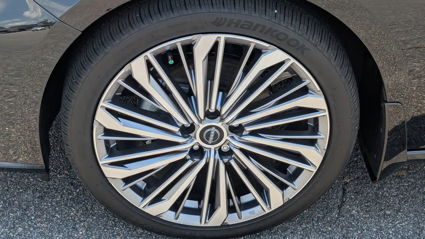 2025 Nissan Altima 2.5 SL